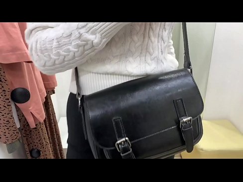 ❤️ Gənc qadın FeralBerry-nin fitinq otağında dildo ilə ictimai masturbasiyası ❤️❌ Porno pornoda az.epicpornvideos-com.ru ❌️❤